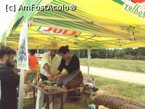 [P23] Hobiţa - Festivalul RomânIA Autentică.  » foto by Carmen Ion
 - 
<span class="allrVoted glyphicon glyphicon-heart hidden" id="av774349"></span>
<a class="m-l-10 hidden" id="sv774349" onclick="voting_Foto_DelVot(,774349,14443)" role="button">șterge vot <span class="glyphicon glyphicon-remove"></span></a>
<a id="v9774349" class=" c-red"  onclick="voting_Foto_SetVot(774349)" role="button"><span class="glyphicon glyphicon-heart-empty"></span> <b>LIKE</b> = Votează poza</a> <img class="hidden"  id="f774349W9" src="/imagini/loader.gif" border="0" /><span class="AjErrMes hidden" id="e774349ErM"></span>
