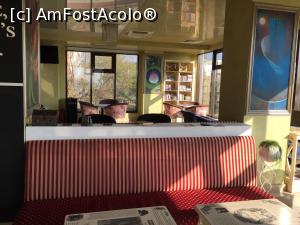 [P21] Lobby-ul hotelului face toti banii pentru o intalnire de afaceri la o cafea » foto by Dan&Ema
 - 
<span class="allrVoted glyphicon glyphicon-heart hidden" id="av854759"></span>
<a class="m-l-10 hidden" id="sv854759" onclick="voting_Foto_DelVot(,854759,14467)" role="button">șterge vot <span class="glyphicon glyphicon-remove"></span></a>
<a id="v9854759" class=" c-red"  onclick="voting_Foto_SetVot(854759)" role="button"><span class="glyphicon glyphicon-heart-empty"></span> <b>LIKE</b> = Votează poza</a> <img class="hidden"  id="f854759W9" src="/imagini/loader.gif" border="0" /><span class="AjErrMes hidden" id="e854759ErM"></span>