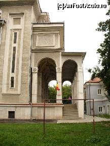 [P07] Catedrala Ortodoxa - Sf. Gheorghe » foto by ascent
 - 
<span class="allrVoted glyphicon glyphicon-heart hidden" id="av98954"></span>
<a class="m-l-10 hidden" id="sv98954" onclick="voting_Foto_DelVot(,98954,14513)" role="button">șterge vot <span class="glyphicon glyphicon-remove"></span></a>
<a id="v998954" class=" c-red"  onclick="voting_Foto_SetVot(98954)" role="button"><span class="glyphicon glyphicon-heart-empty"></span> <b>LIKE</b> = Votează poza</a> <img class="hidden"  id="f98954W9" src="/imagini/loader.gif" border="0" /><span class="AjErrMes hidden" id="e98954ErM"></span>