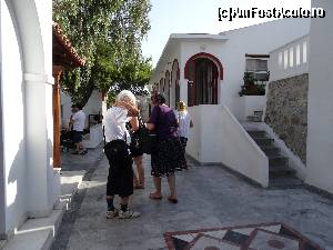 [P30] Intrarea în vechea mănăstire Sf. Nectarie » foto by mariana.olaru
 - 
<span class="allrVoted glyphicon glyphicon-heart hidden" id="av688123"></span>
<a class="m-l-10 hidden" id="sv688123" onclick="voting_Foto_DelVot(,688123,14569)" role="button">șterge vot <span class="glyphicon glyphicon-remove"></span></a>
<a id="v9688123" class=" c-red"  onclick="voting_Foto_SetVot(688123)" role="button"><span class="glyphicon glyphicon-heart-empty"></span> <b>LIKE</b> = Votează poza</a> <img class="hidden"  id="f688123W9" src="/imagini/loader.gif" border="0" /><span class="AjErrMes hidden" id="e688123ErM"></span>