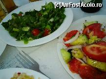 [P23] In fiecare seara aveai salata de rosii, ardei, castraveti si masline si salata verde » foto by R-I-R
 - 
<span class="allrVoted glyphicon glyphicon-heart hidden" id="av467873"></span>
<a class="m-l-10 hidden" id="sv467873" onclick="voting_Foto_DelVot(,467873,14614)" role="button">șterge vot <span class="glyphicon glyphicon-remove"></span></a>
<a id="v9467873" class=" c-red"  onclick="voting_Foto_SetVot(467873)" role="button"><span class="glyphicon glyphicon-heart-empty"></span> <b>LIKE</b> = Votează poza</a> <img class="hidden"  id="f467873W9" src="/imagini/loader.gif" border="0" /><span class="AjErrMes hidden" id="e467873ErM"></span>