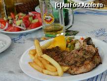 [P25] Acelasi cotlet (mai de aproape)  » foto by R-I-R
 - 
<span class="allrVoted glyphicon glyphicon-heart hidden" id="av467876"></span>
<a class="m-l-10 hidden" id="sv467876" onclick="voting_Foto_DelVot(,467876,14614)" role="button">șterge vot <span class="glyphicon glyphicon-remove"></span></a>
<a id="v9467876" class=" c-red"  onclick="voting_Foto_SetVot(467876)" role="button"><span class="glyphicon glyphicon-heart-empty"></span> <b>LIKE</b> = Votează poza</a> <img class="hidden"  id="f467876W9" src="/imagini/loader.gif" border="0" /><span class="AjErrMes hidden" id="e467876ErM"></span>