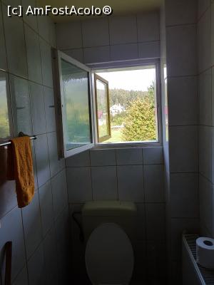[P13] Pensiunea Nadine - apartamentul spațios, frumos, dar lipsit de curățenie, mirosul spune mai multe decât cuvintele » foto by sunflower
 - 
<span class="allrVoted glyphicon glyphicon-heart hidden" id="av1006063"></span>
<a class="m-l-10 hidden" id="sv1006063" onclick="voting_Foto_DelVot(,1006063,14641)" role="button">șterge vot <span class="glyphicon glyphicon-remove"></span></a>
<a id="v91006063" class=" c-red"  onclick="voting_Foto_SetVot(1006063)" role="button"><span class="glyphicon glyphicon-heart-empty"></span> <b>LIKE</b> = Votează poza</a> <img class="hidden"  id="f1006063W9" src="/imagini/loader.gif" border="0" /><span class="AjErrMes hidden" id="e1006063ErM"></span>