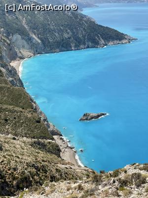 [P28] Între Myrtos și Assos » foto by krisstinna
 - 
<span class="allrVoted glyphicon glyphicon-heart hidden" id="av1272879"></span>
<a class="m-l-10 hidden" id="sv1272879" onclick="voting_Foto_DelVot(,1272879,14654)" role="button">șterge vot <span class="glyphicon glyphicon-remove"></span></a>
<a id="v91272879" class=" c-red"  onclick="voting_Foto_SetVot(1272879)" role="button"><span class="glyphicon glyphicon-heart-empty"></span> <b>LIKE</b> = Votează poza</a> <img class="hidden"  id="f1272879W9" src="/imagini/loader.gif" border="0" /><span class="AjErrMes hidden" id="e1272879ErM"></span>