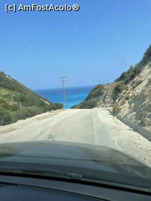 [P08] Spre Myrtos » foto by krisstinna
 - 
<span class="allrVoted glyphicon glyphicon-heart hidden" id="av1272859"></span>
<a class="m-l-10 hidden" id="sv1272859" onclick="voting_Foto_DelVot(,1272859,14654)" role="button">șterge vot <span class="glyphicon glyphicon-remove"></span></a>
<a id="v91272859" class=" c-red"  onclick="voting_Foto_SetVot(1272859)" role="button"><span class="glyphicon glyphicon-heart-empty"></span> <b>LIKE</b> = Votează poza</a> <img class="hidden"  id="f1272859W9" src="/imagini/loader.gif" border="0" /><span class="AjErrMes hidden" id="e1272859ErM"></span>