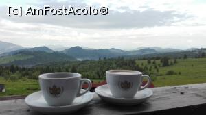 [P01] cafeaua savurata din balconul camerei cu vedere spre munti » foto by iry81
 - 
<span class="allrVoted glyphicon glyphicon-heart hidden" id="av754862"></span>
<a class="m-l-10 hidden" id="sv754862" onclick="voting_Foto_DelVot(,754862,14701)" role="button">șterge vot <span class="glyphicon glyphicon-remove"></span></a>
<a id="v9754862" class=" c-red"  onclick="voting_Foto_SetVot(754862)" role="button"><span class="glyphicon glyphicon-heart-empty"></span> <b>LIKE</b> = Votează poza</a> <img class="hidden"  id="f754862W9" src="/imagini/loader.gif" border="0" /><span class="AjErrMes hidden" id="e754862ErM"></span>