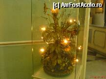 [P18] Veioza din palatul lui Sissi » foto by corinne
 - 
<span class="allrVoted glyphicon glyphicon-heart hidden" id="av42927"></span>
<a class="m-l-10 hidden" id="sv42927" onclick="voting_Foto_DelVot(,42927,14751)" role="button">șterge vot <span class="glyphicon glyphicon-remove"></span></a>
<a id="v942927" class=" c-red"  onclick="voting_Foto_SetVot(42927)" role="button"><span class="glyphicon glyphicon-heart-empty"></span> <b>LIKE</b> = Votează poza</a> <img class="hidden"  id="f42927W9" src="/imagini/loader.gif" border="0" /><span class="AjErrMes hidden" id="e42927ErM"></span>