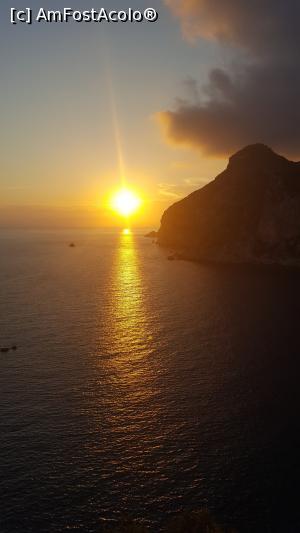 [P27] Apus in Paleokastritsa » foto by MoniQ69
 - 
<span class="allrVoted glyphicon glyphicon-heart hidden" id="av1004378"></span>
<a class="m-l-10 hidden" id="sv1004378" onclick="voting_Foto_DelVot(,1004378,14751)" role="button">șterge vot <span class="glyphicon glyphicon-remove"></span></a>
<a id="v91004378" class=" c-red"  onclick="voting_Foto_SetVot(1004378)" role="button"><span class="glyphicon glyphicon-heart-empty"></span> <b>LIKE</b> = Votează poza</a> <img class="hidden"  id="f1004378W9" src="/imagini/loader.gif" border="0" /><span class="AjErrMes hidden" id="e1004378ErM"></span>