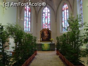 [P18] Detaliu din interiorul bisericii ce se închină arhangheluluiMihai.  » foto by mireille
 - 
<span class="allrVoted glyphicon glyphicon-heart hidden" id="av849201"></span>
<a class="m-l-10 hidden" id="sv849201" onclick="voting_Foto_DelVot(,849201,14776)" role="button">șterge vot <span class="glyphicon glyphicon-remove"></span></a>
<a id="v9849201" class=" c-red"  onclick="voting_Foto_SetVot(849201)" role="button"><span class="glyphicon glyphicon-heart-empty"></span> <b>LIKE</b> = Votează poza</a> <img class="hidden"  id="f849201W9" src="/imagini/loader.gif" border="0" /><span class="AjErrMes hidden" id="e849201ErM"></span>