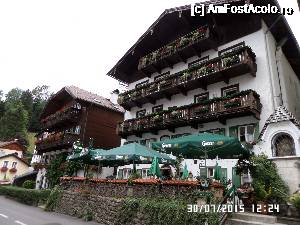 [P29] Pe străzile din Sankt Wolfgang » foto by Alina53
 - 
<span class="allrVoted glyphicon glyphicon-heart hidden" id="av692104"></span>
<a class="m-l-10 hidden" id="sv692104" onclick="voting_Foto_DelVot(,692104,14815)" role="button">șterge vot <span class="glyphicon glyphicon-remove"></span></a>
<a id="v9692104" class=" c-red"  onclick="voting_Foto_SetVot(692104)" role="button"><span class="glyphicon glyphicon-heart-empty"></span> <b>LIKE</b> = Votează poza</a> <img class="hidden"  id="f692104W9" src="/imagini/loader.gif" border="0" /><span class="AjErrMes hidden" id="e692104ErM"></span>