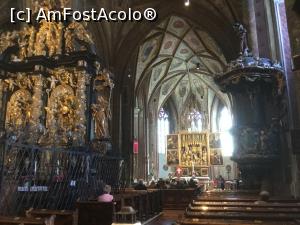 [P20] St. Wolfgang - Si o mica biserica in care incercam sa nu deranjam slujba » foto by mishu
 - 
<span class="allrVoted glyphicon glyphicon-heart hidden" id="av1161621"></span>
<a class="m-l-10 hidden" id="sv1161621" onclick="voting_Foto_DelVot(,1161621,14815)" role="button">șterge vot <span class="glyphicon glyphicon-remove"></span></a>
<a id="v91161621" class=" c-red"  onclick="voting_Foto_SetVot(1161621)" role="button"><span class="glyphicon glyphicon-heart-empty"></span> <b>LIKE</b> = Votează poza</a> <img class="hidden"  id="f1161621W9" src="/imagini/loader.gif" border="0" /><span class="AjErrMes hidden" id="e1161621ErM"></span>