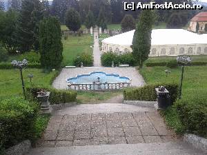 [P03] intrarea in Gradina palat » foto by danadana*
 - 
<span class="allrVoted glyphicon glyphicon-heart hidden" id="av567543"></span>
<a class="m-l-10 hidden" id="sv567543" onclick="voting_Foto_DelVot(,567543,14868)" role="button">șterge vot <span class="glyphicon glyphicon-remove"></span></a>
<a id="v9567543" class=" c-red"  onclick="voting_Foto_SetVot(567543)" role="button"><span class="glyphicon glyphicon-heart-empty"></span> <b>LIKE</b> = Votează poza</a> <img class="hidden"  id="f567543W9" src="/imagini/loader.gif" border="0" /><span class="AjErrMes hidden" id="e567543ErM"></span>