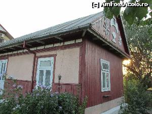 [P17] Casa veche, batraneasca din curtea pensiunii » foto by Testosu'
 - 
<span class="allrVoted glyphicon glyphicon-heart hidden" id="av677719"></span>
<a class="m-l-10 hidden" id="sv677719" onclick="voting_Foto_DelVot(,677719,14885)" role="button">șterge vot <span class="glyphicon glyphicon-remove"></span></a>
<a id="v9677719" class=" c-red"  onclick="voting_Foto_SetVot(677719)" role="button"><span class="glyphicon glyphicon-heart-empty"></span> <b>LIKE</b> = Votează poza</a> <img class="hidden"  id="f677719W9" src="/imagini/loader.gif" border="0" /><span class="AjErrMes hidden" id="e677719ErM"></span>