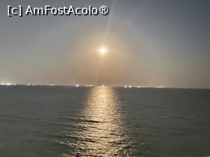 [P09] Luna văzută de la balconul camerei naostre » foto by Mika
 - 
<span class="allrVoted glyphicon glyphicon-heart hidden" id="av1509006"></span>
<a class="m-l-10 hidden" id="sv1509006" onclick="voting_Foto_DelVot(,1509006,14979)" role="button">șterge vot <span class="glyphicon glyphicon-remove"></span></a>
<a id="v91509006" class=" c-red"  onclick="voting_Foto_SetVot(1509006)" role="button"><span class="glyphicon glyphicon-heart-empty"></span> <b>LIKE</b> = Votează poza</a> <img class="hidden"  id="f1509006W9" src="/imagini/loader.gif" border="0" /><span class="AjErrMes hidden" id="e1509006ErM"></span>