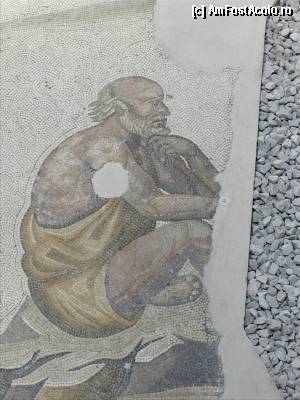 [P27] Un cioban? Muzeul de Mozaicuri al Marelui Palat al lui Constantin cel Mare.  » foto by TraianS
 - 
<span class="allrVoted glyphicon glyphicon-heart hidden" id="av389427"></span>
<a class="m-l-10 hidden" id="sv389427" onclick="voting_Foto_DelVot(,389427,14995)" role="button">șterge vot <span class="glyphicon glyphicon-remove"></span></a>
<a id="v9389427" class=" c-red"  onclick="voting_Foto_SetVot(389427)" role="button"><span class="glyphicon glyphicon-heart-empty"></span> <b>LIKE</b> = Votează poza</a> <img class="hidden"  id="f389427W9" src="/imagini/loader.gif" border="0" /><span class="AjErrMes hidden" id="e389427ErM"></span>