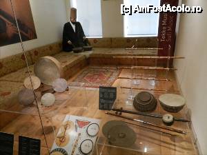 [P36] Galata Mevlihanesi - instrumente muzicale si o odaie.  » foto by TraianS
 - 
<span class="allrVoted glyphicon glyphicon-heart hidden" id="av436113"></span>
<a class="m-l-10 hidden" id="sv436113" onclick="voting_Foto_DelVot(,436113,14995)" role="button">șterge vot <span class="glyphicon glyphicon-remove"></span></a>
<a id="v9436113" class=" c-red"  onclick="voting_Foto_SetVot(436113)" role="button"><span class="glyphicon glyphicon-heart-empty"></span> <b>LIKE</b> = Votează poza</a> <img class="hidden"  id="f436113W9" src="/imagini/loader.gif" border="0" /><span class="AjErrMes hidden" id="e436113ErM"></span>