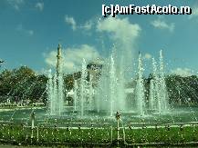 [P03] Fantana arteziana din parcul dintre Aya Sofia si Moscheea Albastra » foto by ania
 - 
<span class="allrVoted glyphicon glyphicon-heart hidden" id="av407544"></span>
<a class="m-l-10 hidden" id="sv407544" onclick="voting_Foto_DelVot(,407544,14995)" role="button">șterge vot <span class="glyphicon glyphicon-remove"></span></a>
<a id="v9407544" class=" c-red"  onclick="voting_Foto_SetVot(407544)" role="button"><span class="glyphicon glyphicon-heart-empty"></span> <b>LIKE</b> = Votează poza</a> <img class="hidden"  id="f407544W9" src="/imagini/loader.gif" border="0" /><span class="AjErrMes hidden" id="e407544ErM"></span>