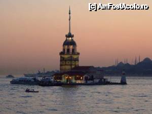 [P05] Kiz Kulesi & Galata Kulesi / Kiz Kulesi seara sdupa apus » foto by GabrielaG
 - 
<span class="allrVoted glyphicon glyphicon-heart hidden" id="av396036"></span>
<a class="m-l-10 hidden" id="sv396036" onclick="voting_Foto_DelVot(,396036,14995)" role="button">șterge vot <span class="glyphicon glyphicon-remove"></span></a>
<a id="v9396036" class=" c-red"  onclick="voting_Foto_SetVot(396036)" role="button"><span class="glyphicon glyphicon-heart-empty"></span> <b>LIKE</b> = Votează poza</a> <img class="hidden"  id="f396036W9" src="/imagini/loader.gif" border="0" /><span class="AjErrMes hidden" id="e396036ErM"></span>