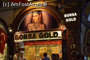 [P05] Reclame în Grand Bazar.  » foto by Ioan Raita
 - 
<span class="allrVoted glyphicon glyphicon-heart hidden" id="av933812"></span>
<a class="m-l-10 hidden" id="sv933812" onclick="voting_Foto_DelVot(,933812,14995)" role="button">șterge vot <span class="glyphicon glyphicon-remove"></span></a>
<a id="v9933812" class=" c-red"  onclick="voting_Foto_SetVot(933812)" role="button"><span class="glyphicon glyphicon-heart-empty"></span> <b>LIKE</b> = Votează poza</a> <img class="hidden"  id="f933812W9" src="/imagini/loader.gif" border="0" /><span class="AjErrMes hidden" id="e933812ErM"></span>