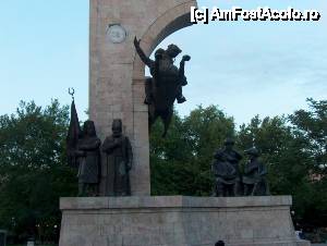 [P10] Monument dedicat lui Ataturk, fondatorul Republicii Turce » foto by cdiana
 - 
<span class="allrVoted glyphicon glyphicon-heart hidden" id="av434701"></span>
<a class="m-l-10 hidden" id="sv434701" onclick="voting_Foto_DelVot(,434701,14995)" role="button">șterge vot <span class="glyphicon glyphicon-remove"></span></a>
<a id="v9434701" class=" c-red"  onclick="voting_Foto_SetVot(434701)" role="button"><span class="glyphicon glyphicon-heart-empty"></span> <b>LIKE</b> = Votează poza</a> <img class="hidden"  id="f434701W9" src="/imagini/loader.gif" border="0" /><span class="AjErrMes hidden" id="e434701ErM"></span>