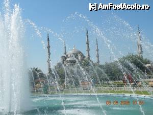 [P02] O superba fantana arteziana intre Moscheea Albastra si Hagia Sofia » foto by cdiana
 - 
<span class="allrVoted glyphicon glyphicon-heart hidden" id="av434691"></span>
<a class="m-l-10 hidden" id="sv434691" onclick="voting_Foto_DelVot(,434691,14995)" role="button">șterge vot <span class="glyphicon glyphicon-remove"></span></a>
<a id="v9434691" class=" c-red"  onclick="voting_Foto_SetVot(434691)" role="button"><span class="glyphicon glyphicon-heart-empty"></span> <b>LIKE</b> = Votează poza</a> <img class="hidden"  id="f434691W9" src="/imagini/loader.gif" border="0" /><span class="AjErrMes hidden" id="e434691ErM"></span>
