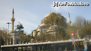 [P03] 'Piata Beyazit' / Moscheea Beyazit-vedere de ansamblu dinspre bazarul moscheei » foto by ile57b
 - 
<span class="allrVoted glyphicon glyphicon-heart hidden" id="av449572"></span>
<a class="m-l-10 hidden" id="sv449572" onclick="voting_Foto_DelVot(,449572,14995)" role="button">șterge vot <span class="glyphicon glyphicon-remove"></span></a>
<a id="v9449572" class=" c-red"  onclick="voting_Foto_SetVot(449572)" role="button"><span class="glyphicon glyphicon-heart-empty"></span> <b>LIKE</b> = Votează poza</a> <img class="hidden"  id="f449572W9" src="/imagini/loader.gif" border="0" /><span class="AjErrMes hidden" id="e449572ErM"></span>