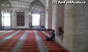 [P08] In moschee, credinciosii si nu numai se pot odihni oricat, unii chiar atipeau, insa nimeni nu ii deranja.  » foto by Lisa
 - 
<span class="allrVoted glyphicon glyphicon-heart hidden" id="av538502"></span>
<a class="m-l-10 hidden" id="sv538502" onclick="voting_Foto_DelVot(,538502,14995)" role="button">șterge vot <span class="glyphicon glyphicon-remove"></span></a>
<a id="v9538502" class=" c-red"  onclick="voting_Foto_SetVot(538502)" role="button"><span class="glyphicon glyphicon-heart-empty"></span> <b>LIKE</b> = Votează poza</a> <img class="hidden"  id="f538502W9" src="/imagini/loader.gif" border="0" /><span class="AjErrMes hidden" id="e538502ErM"></span>