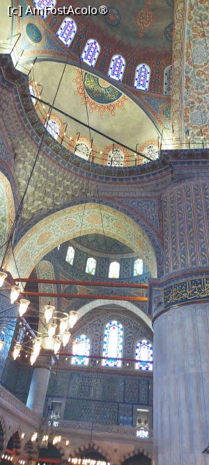 [P24] Moscheea albastră - interiorul » foto by Carmen Ion
 - 
<span class="allrVoted glyphicon glyphicon-heart hidden" id="av1508516"></span>
<a class="m-l-10 hidden" id="sv1508516" onclick="voting_Foto_DelVot(,1508516,14995)" role="button">șterge vot <span class="glyphicon glyphicon-remove"></span></a>
<a id="v91508516" class=" c-red"  onclick="voting_Foto_SetVot(1508516)" role="button"><span class="glyphicon glyphicon-heart-empty"></span> <b>LIKE</b> = Votează poza</a> <img class="hidden"  id="f1508516W9" src="/imagini/loader.gif" border="0" /><span class="AjErrMes hidden" id="e1508516ErM"></span>