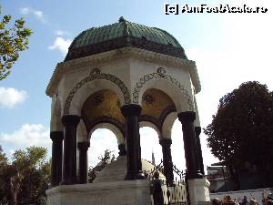 [P02] Fântâna lui Wilhelm » foto by Carmen Ion
 - 
<span class="allrVoted glyphicon glyphicon-heart hidden" id="av565788"></span>
<a class="m-l-10 hidden" id="sv565788" onclick="voting_Foto_DelVot(,565788,14995)" role="button">șterge vot <span class="glyphicon glyphicon-remove"></span></a>
<a id="v9565788" class=" c-red"  onclick="voting_Foto_SetVot(565788)" role="button"><span class="glyphicon glyphicon-heart-empty"></span> <b>LIKE</b> = Votează poza</a> <img class="hidden"  id="f565788W9" src="/imagini/loader.gif" border="0" /><span class="AjErrMes hidden" id="e565788ErM"></span>