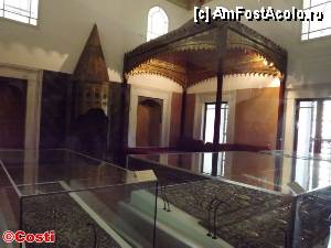 [P13] Prin Poarta Fericirii se intră direct în Camera de Audienţe » foto by Costi
 - 
<span class="allrVoted glyphicon glyphicon-heart hidden" id="av426438"></span>
<a class="m-l-10 hidden" id="sv426438" onclick="voting_Foto_DelVot(,426438,14995)" role="button">șterge vot <span class="glyphicon glyphicon-remove"></span></a>
<a id="v9426438" class=" c-red"  onclick="voting_Foto_SetVot(426438)" role="button"><span class="glyphicon glyphicon-heart-empty"></span> <b>LIKE</b> = Votează poza</a> <img class="hidden"  id="f426438W9" src="/imagini/loader.gif" border="0" /><span class="AjErrMes hidden" id="e426438ErM"></span>