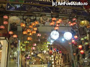 [P22] Magazin cu lampioane în marele bazar » foto by Michi
 - 
<span class="allrVoted glyphicon glyphicon-heart hidden" id="av437319"></span>
<a class="m-l-10 hidden" id="sv437319" onclick="voting_Foto_DelVot(,437319,14995)" role="button">șterge vot <span class="glyphicon glyphicon-remove"></span></a>
<a id="v9437319" class=" c-red"  onclick="voting_Foto_SetVot(437319)" role="button"><span class="glyphicon glyphicon-heart-empty"></span> <b>LIKE</b> = Votează poza</a> <img class="hidden"  id="f437319W9" src="/imagini/loader.gif" border="0" /><span class="AjErrMes hidden" id="e437319ErM"></span>