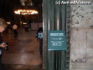 [P03] Uşa imperială de la Ayasofya » foto by irinad
 - 
<span class="allrVoted glyphicon glyphicon-heart hidden" id="av609253"></span>
<a class="m-l-10 hidden" id="sv609253" onclick="voting_Foto_DelVot(,609253,14995)" role="button">șterge vot <span class="glyphicon glyphicon-remove"></span></a>
<a id="v9609253" class=" c-red"  onclick="voting_Foto_SetVot(609253)" role="button"><span class="glyphicon glyphicon-heart-empty"></span> <b>LIKE</b> = Votează poza</a> <img class="hidden"  id="f609253W9" src="/imagini/loader.gif" border="0" /><span class="AjErrMes hidden" id="e609253ErM"></span>