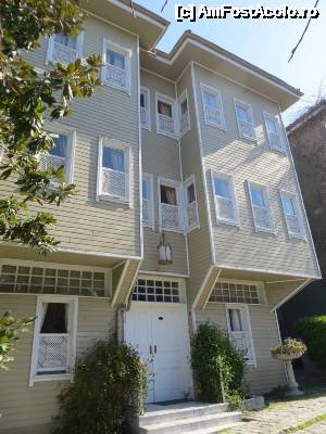 [P09] Casă tradițională restaurată.  » foto by tata123 🔱
 - 
<span class="allrVoted glyphicon glyphicon-heart hidden" id="av635785"></span>
<a class="m-l-10 hidden" id="sv635785" onclick="voting_Foto_DelVot(,635785,14995)" role="button">șterge vot <span class="glyphicon glyphicon-remove"></span></a>
<a id="v9635785" class=" c-red"  onclick="voting_Foto_SetVot(635785)" role="button"><span class="glyphicon glyphicon-heart-empty"></span> <b>LIKE</b> = Votează poza</a> <img class="hidden"  id="f635785W9" src="/imagini/loader.gif" border="0" /><span class="AjErrMes hidden" id="e635785ErM"></span>