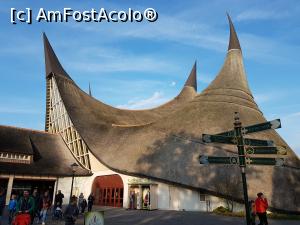 [P06] Efteling parc » foto by andreea_c
 - 
<span class="allrVoted glyphicon glyphicon-heart hidden" id="av942971"></span>
<a class="m-l-10 hidden" id="sv942971" onclick="voting_Foto_DelVot(,942971,15013)" role="button">șterge vot <span class="glyphicon glyphicon-remove"></span></a>
<a id="v9942971" class=" c-red"  onclick="voting_Foto_SetVot(942971)" role="button"><span class="glyphicon glyphicon-heart-empty"></span> <b>LIKE</b> = Votează poza</a> <img class="hidden"  id="f942971W9" src="/imagini/loader.gif" border="0" /><span class="AjErrMes hidden" id="e942971ErM"></span>