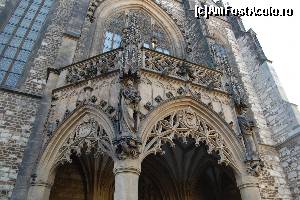 [P03] intrarea în catedrala Petru și Pavel » foto by Locomotiva
 - 
<span class="allrVoted glyphicon glyphicon-heart hidden" id="av575011"></span>
<a class="m-l-10 hidden" id="sv575011" onclick="voting_Foto_DelVot(,575011,15015)" role="button">șterge vot <span class="glyphicon glyphicon-remove"></span></a>
<a id="v9575011" class=" c-red"  onclick="voting_Foto_SetVot(575011)" role="button"><span class="glyphicon glyphicon-heart-empty"></span> <b>LIKE</b> = Votează poza</a> <img class="hidden"  id="f575011W9" src="/imagini/loader.gif" border="0" /><span class="AjErrMes hidden" id="e575011ErM"></span>