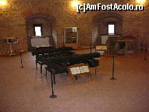 [P12] Sala dedicata arheologiei. In prim plan, fragmente din vechea cetate din lemn » foto by Claudiu U.
 - 
<span class="allrVoted glyphicon glyphicon-heart hidden" id="av282239"></span>
<a class="m-l-10 hidden" id="sv282239" onclick="voting_Foto_DelVot(,282239,15092)" role="button">șterge vot <span class="glyphicon glyphicon-remove"></span></a>
<a id="v9282239" class=" c-red"  onclick="voting_Foto_SetVot(282239)" role="button"><span class="glyphicon glyphicon-heart-empty"></span> <b>LIKE</b> = Votează poza</a> <img class="hidden"  id="f282239W9" src="/imagini/loader.gif" border="0" /><span class="AjErrMes hidden" id="e282239ErM"></span>