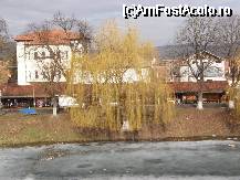 [P18] Cet. Fagaras - vedere spre zona veche a orasului (in nord). frontal tarabe cu artizanat si altele. » foto by cc_iordachescu
 - 
<span class="allrVoted glyphicon glyphicon-heart hidden" id="av52291"></span>
<a class="m-l-10 hidden" id="sv52291" onclick="voting_Foto_DelVot(,52291,15092)" role="button">șterge vot <span class="glyphicon glyphicon-remove"></span></a>
<a id="v952291" class=" c-red"  onclick="voting_Foto_SetVot(52291)" role="button"><span class="glyphicon glyphicon-heart-empty"></span> <b>LIKE</b> = Votează poza</a> <img class="hidden"  id="f52291W9" src="/imagini/loader.gif" border="0" /><span class="AjErrMes hidden" id="e52291ErM"></span>