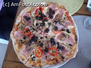 [P04] Pizza Capricciosa. » foto by Safta Radu
 - 
<span class="allrVoted glyphicon glyphicon-heart hidden" id="av1233796"></span>
<a class="m-l-10 hidden" id="sv1233796" onclick="voting_Foto_DelVot(,1233796,15098)" role="button">șterge vot <span class="glyphicon glyphicon-remove"></span></a>
<a id="v91233796" class=" c-red"  onclick="voting_Foto_SetVot(1233796)" role="button"><span class="glyphicon glyphicon-heart-empty"></span> <b>LIKE</b> = Votează poza</a> <img class="hidden"  id="f1233796W9" src="/imagini/loader.gif" border="0" /><span class="AjErrMes hidden" id="e1233796ErM"></span>