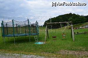 [P09] Tourist Farm Hudičevec, terenurile de joacă » foto by unq
 - 
<span class="allrVoted glyphicon glyphicon-heart hidden" id="av457356"></span>
<a class="m-l-10 hidden" id="sv457356" onclick="voting_Foto_DelVot(,457356,15110)" role="button">șterge vot <span class="glyphicon glyphicon-remove"></span></a>
<a id="v9457356" class=" c-red"  onclick="voting_Foto_SetVot(457356)" role="button"><span class="glyphicon glyphicon-heart-empty"></span> <b>LIKE</b> = Votează poza</a> <img class="hidden"  id="f457356W9" src="/imagini/loader.gif" border="0" /><span class="AjErrMes hidden" id="e457356ErM"></span>