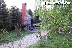 [P02] Gratarul din gradina pensiunii » foto by likehell23
 - 
<span class="allrVoted glyphicon glyphicon-heart hidden" id="av458856"></span>
<a class="m-l-10 hidden" id="sv458856" onclick="voting_Foto_DelVot(,458856,15179)" role="button">șterge vot <span class="glyphicon glyphicon-remove"></span></a>
<a id="v9458856" class=" c-red"  onclick="voting_Foto_SetVot(458856)" role="button"><span class="glyphicon glyphicon-heart-empty"></span> <b>LIKE</b> = Votează poza</a> <img class="hidden"  id="f458856W9" src="/imagini/loader.gif" border="0" /><span class="AjErrMes hidden" id="e458856ErM"></span>