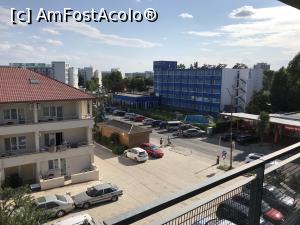 [P06] Vedere spre stradă din balconul mare » foto by andrei.rafoiu
 - 
<span class="allrVoted glyphicon glyphicon-heart hidden" id="av1311691"></span>
<a class="m-l-10 hidden" id="sv1311691" onclick="voting_Foto_DelVot(,1311691,15186)" role="button">șterge vot <span class="glyphicon glyphicon-remove"></span></a>
<a id="v91311691" class=" c-red"  onclick="voting_Foto_SetVot(1311691)" role="button"><span class="glyphicon glyphicon-heart-empty"></span> <b>LIKE</b> = Votează poza</a> <img class="hidden"  id="f1311691W9" src="/imagini/loader.gif" border="0" /><span class="AjErrMes hidden" id="e1311691ErM"></span>