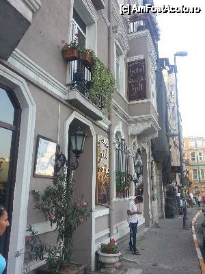 [P05] hotelul (vazut de afara). cam greu de vazut, trebuie atentie » foto by gigioc
 - 
<span class="allrVoted glyphicon glyphicon-heart hidden" id="av462191"></span>
<a class="m-l-10 hidden" id="sv462191" onclick="voting_Foto_DelVot(,462191,15267)" role="button">șterge vot <span class="glyphicon glyphicon-remove"></span></a>
<a id="v9462191" class=" c-red"  onclick="voting_Foto_SetVot(462191)" role="button"><span class="glyphicon glyphicon-heart-empty"></span> <b>LIKE</b> = Votează poza</a> <img class="hidden"  id="f462191W9" src="/imagini/loader.gif" border="0" /><span class="AjErrMes hidden" id="e462191ErM"></span>