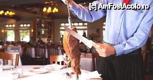 [P10] Churrascaria - Mod de servire » foto by iib
 - 
<span class="allrVoted glyphicon glyphicon-heart hidden" id="av463826"></span>
<a class="m-l-10 hidden" id="sv463826" onclick="voting_Foto_DelVot(,463826,15276)" role="button">șterge vot <span class="glyphicon glyphicon-remove"></span></a>
<a id="v9463826" class=" c-red"  onclick="voting_Foto_SetVot(463826)" role="button"><span class="glyphicon glyphicon-heart-empty"></span> <b>LIKE</b> = Votează poza</a> <img class="hidden"  id="f463826W9" src="/imagini/loader.gif" border="0" /><span class="AjErrMes hidden" id="e463826ErM"></span>