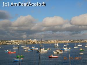 [P12] Cascais, bărci văzute de pe promenadă » foto by irinad
 - 
<span class="allrVoted glyphicon glyphicon-heart hidden" id="av1294737"></span>
<a class="m-l-10 hidden" id="sv1294737" onclick="voting_Foto_DelVot(,1294737,15361)" role="button">șterge vot <span class="glyphicon glyphicon-remove"></span></a>
<a id="v91294737" class=" c-red"  onclick="voting_Foto_SetVot(1294737)" role="button"><span class="glyphicon glyphicon-heart-empty"></span> <b>LIKE</b> = Votează poza</a> <img class="hidden"  id="f1294737W9" src="/imagini/loader.gif" border="0" /><span class="AjErrMes hidden" id="e1294737ErM"></span>