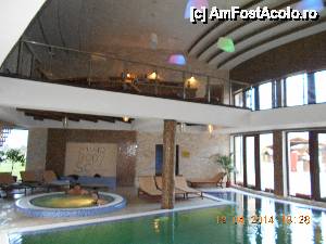 [P01] Bazinul de inot, jacuzzi si la etaj se vede barul » foto by carmen_22_09
 - 
<span class="allrVoted glyphicon glyphicon-heart hidden" id="av515777"></span>
<a class="m-l-10 hidden" id="sv515777" onclick="voting_Foto_DelVot(,515777,15371)" role="button">șterge vot <span class="glyphicon glyphicon-remove"></span></a>
<a id="v9515777" class=" c-red"  onclick="voting_Foto_SetVot(515777)" role="button"><span class="glyphicon glyphicon-heart-empty"></span> <b>LIKE</b> = Votează poza</a> <img class="hidden"  id="f515777W9" src="/imagini/loader.gif" border="0" /><span class="AjErrMes hidden" id="e515777ErM"></span>