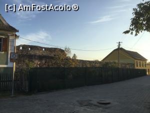 [P29] Sebes - Si am ajuns la Poarta de Nord a Cetatii » foto by mishu
 - 
<span class="allrVoted glyphicon glyphicon-heart hidden" id="av940729"></span>
<a class="m-l-10 hidden" id="sv940729" onclick="voting_Foto_DelVot(,940729,15371)" role="button">șterge vot <span class="glyphicon glyphicon-remove"></span></a>
<a id="v9940729" class=" c-red"  onclick="voting_Foto_SetVot(940729)" role="button"><span class="glyphicon glyphicon-heart-empty"></span> <b>LIKE</b> = Votează poza</a> <img class="hidden"  id="f940729W9" src="/imagini/loader.gif" border="0" /><span class="AjErrMes hidden" id="e940729ErM"></span>