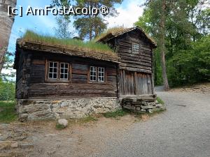 [P52] Oslo, Norsk Folkemuseum, Zona Trondelag, Gospodăria unui agricultor chiriaș din Oppdal, Casa » foto by mprofeanu
 - 
<span class="allrVoted glyphicon glyphicon-heart hidden" id="av1517161"></span>
<a class="m-l-10 hidden" id="sv1517161" onclick="voting_Foto_DelVot(,1517161,15474)" role="button">șterge vot <span class="glyphicon glyphicon-remove"></span></a>
<a id="v91517161" class=" c-red"  onclick="voting_Foto_SetVot(1517161)" role="button"><span class="glyphicon glyphicon-heart-empty"></span> <b>LIKE</b> = Votează poza</a> <img class="hidden"  id="f1517161W9" src="/imagini/loader.gif" border="0" /><span class="AjErrMes hidden" id="e1517161ErM"></span>