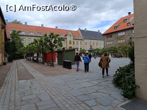 [P88] Oslo, Norsk Folkemuseum,  Am ajuns iar în Piața Centrală și de aici plecăm.... » foto by mprofeanu
 - 
<span class="allrVoted glyphicon glyphicon-heart hidden" id="av1517197"></span>
<a class="m-l-10 hidden" id="sv1517197" onclick="voting_Foto_DelVot(,1517197,15474)" role="button">șterge vot <span class="glyphicon glyphicon-remove"></span></a>
<a id="v91517197" class=" c-red"  onclick="voting_Foto_SetVot(1517197)" role="button"><span class="glyphicon glyphicon-heart-empty"></span> <b>LIKE</b> = Votează poza</a> <img class="hidden"  id="f1517197W9" src="/imagini/loader.gif" border="0" /><span class="AjErrMes hidden" id="e1517197ErM"></span>