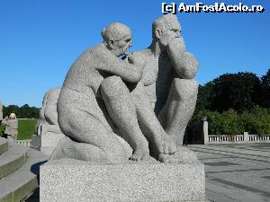 [P16] Grupuri statuare din granit, in parcul Vigeland » foto by ileanaxperta*
 - 
<span class="allrVoted glyphicon glyphicon-heart hidden" id="av595349"></span>
<a class="m-l-10 hidden" id="sv595349" onclick="voting_Foto_DelVot(,595349,15474)" role="button">șterge vot <span class="glyphicon glyphicon-remove"></span></a>
<a id="v9595349" class=" c-red"  onclick="voting_Foto_SetVot(595349)" role="button"><span class="glyphicon glyphicon-heart-empty"></span> <b>LIKE</b> = Votează poza</a> <img class="hidden"  id="f595349W9" src="/imagini/loader.gif" border="0" /><span class="AjErrMes hidden" id="e595349ErM"></span>