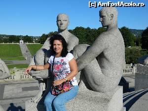 [P22] In parcul Vigeland, prin lumea speciala a statuilor sale » foto by ileanaxperta*
 - 
<span class="allrVoted glyphicon glyphicon-heart hidden" id="av595355"></span>
<a class="m-l-10 hidden" id="sv595355" onclick="voting_Foto_DelVot(,595355,15474)" role="button">șterge vot <span class="glyphicon glyphicon-remove"></span></a>
<a id="v9595355" class=" c-red"  onclick="voting_Foto_SetVot(595355)" role="button"><span class="glyphicon glyphicon-heart-empty"></span> <b>LIKE</b> = Votează poza</a> <img class="hidden"  id="f595355W9" src="/imagini/loader.gif" border="0" /><span class="AjErrMes hidden" id="e595355ErM"></span>